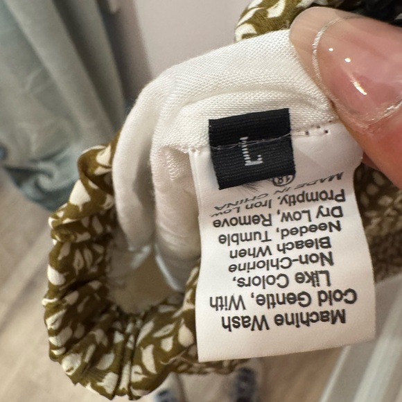 Side Slit Ruffle Maxi Skirt - Picture 3 of 3